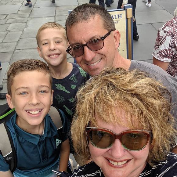 Meet your Posher, Kimberly - Picture 1 of 1